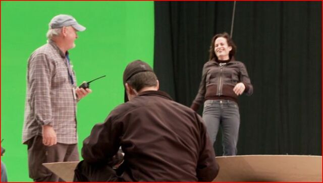 File:Eclipse-Behind-the-Scenes-twilight-series-26099883-815-462.jpg