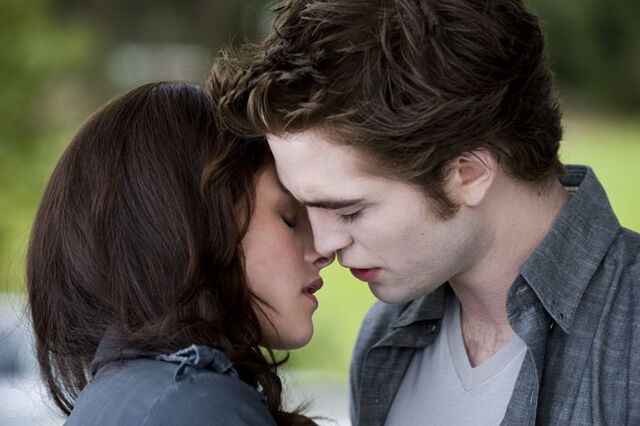 File:New moon07.jpg