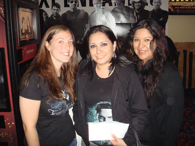 File:Twilightpremiere100.jpg