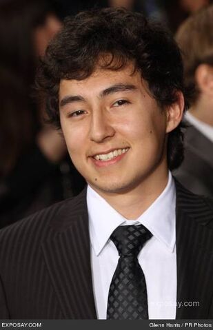 File:Tyson-houseman-twilight-saga-new-moon-los-zwlVhF.jpg