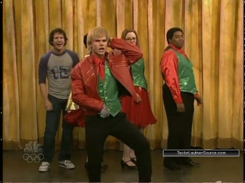 File:Snl-mikash 64579756.jpg