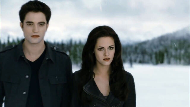 File:Bellaedwardwar.jpg