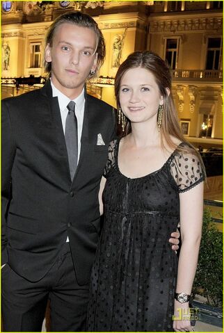 File:Bonnie-wright-jamie-soiree-monegasque-02-688x1024.jpg