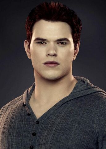 File:Emmett-268304 429620107081221 431744994 n-600x839.jpg
