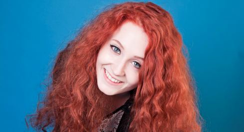 File:Janet-devlin-x-factor.jpg