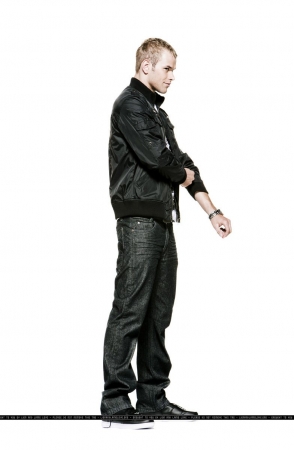 File:Kellan Lutz 37.jpg
