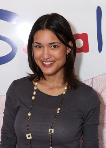 File:Julia-Jones2.jpg