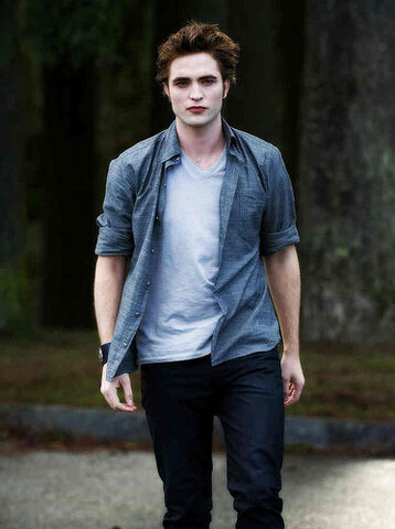 File:Edward Cullen New Moon.jpg