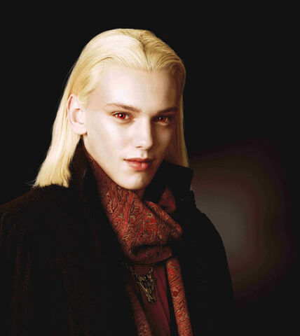 File:Glamourvanity spotlight 69124 jamie campbell bower caius from twilight saga new moon.jpg