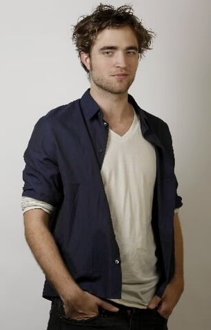 File:Robert Pattinson 25.jpg