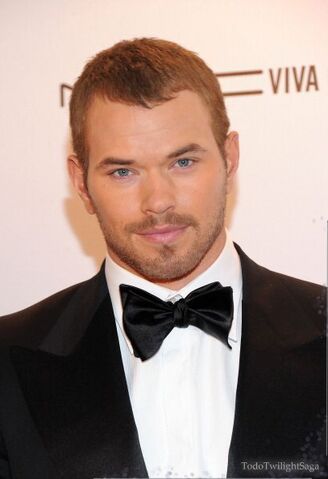 File:TodoTwilightSaga - Kellan 02.jpg