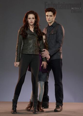 File:Bella, renesmee y edward.jpg