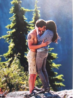 File:256px-Bella e Jacob 1.jpg