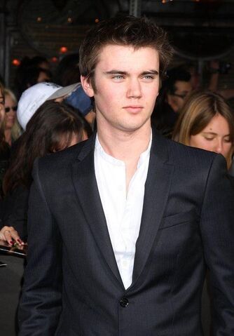 File:Cameron bright 5387252.jpg