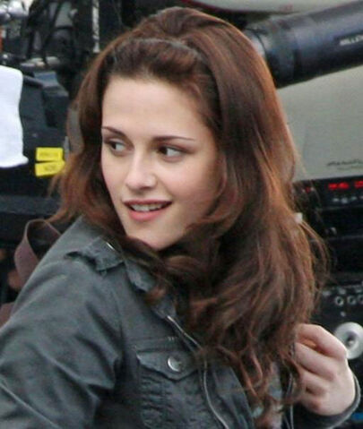 File:Kristen-stewart-on-set.jpg