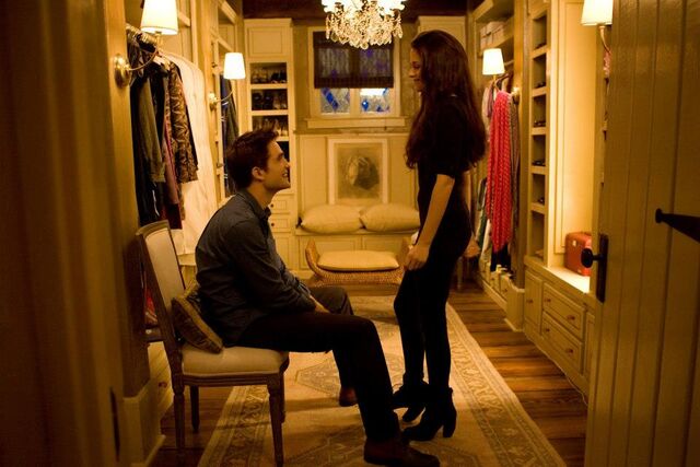 File:Bella y edward.jpg