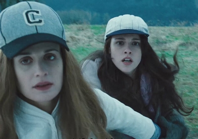 File:Protectingbellais esme!.jpg