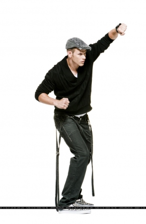File:Kellan Lutz 45.jpg