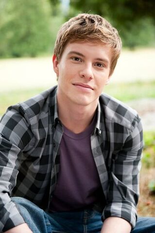 File:Xavier-samuel.jpg