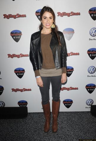 File:TodoTwilightSaga - Nikki HQ 03.jpg