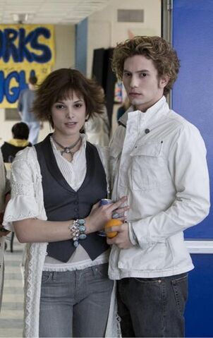 File:AliceJasperTwilight.jpg