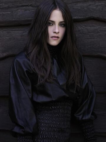 File:Bella105.jpg