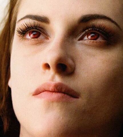 Datei:Breaking-dawn-part-2-bella-eyes.jpg