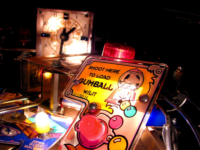 File:Twilight Zone Pinball Machine-71-9943.jpg