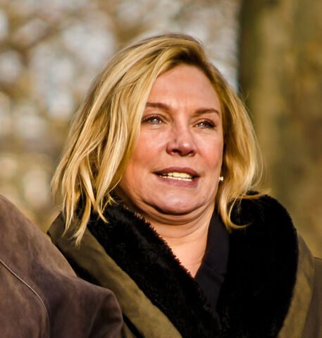 File:Amanda Redman.jpg
