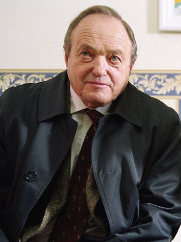 File:James Bolam.jpg