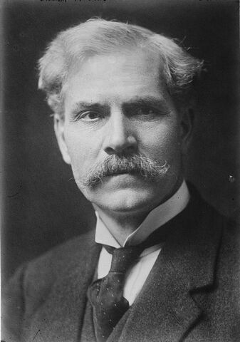 File:Ramsay MacDonald ggbain 35734.jpg