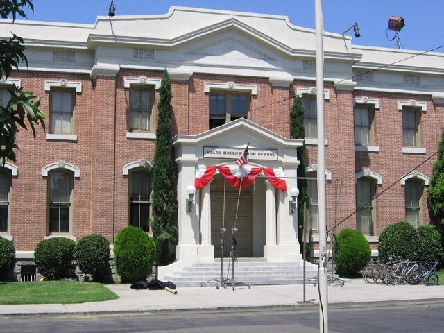 File:464613986ehWNpj fs.jpg