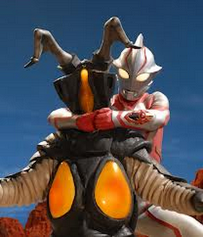 File:Zetton v Mebius.png