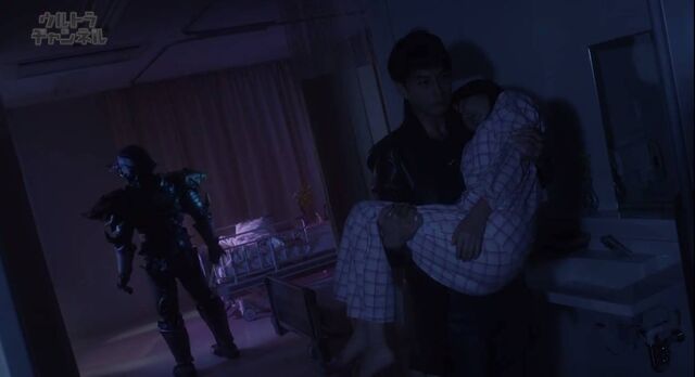File:Gai saving Naomi.jpeg