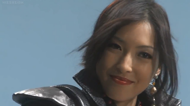 File:Kate smiles sociu.png