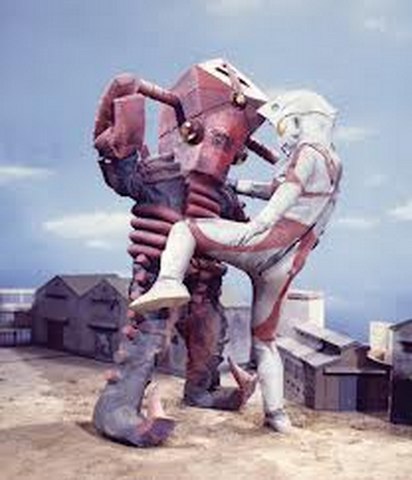File:Alien Fire v Ultraman Ace.png