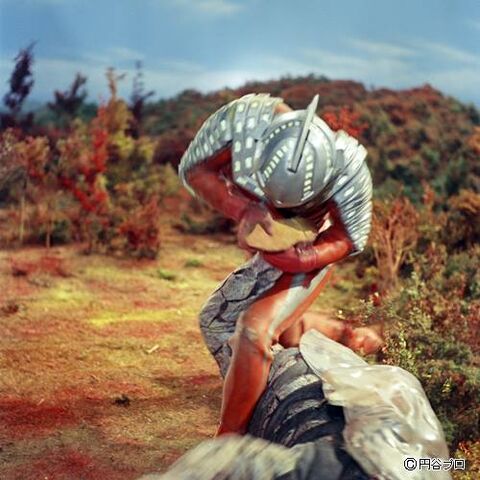 File:ALIEN-BELL III.jpg