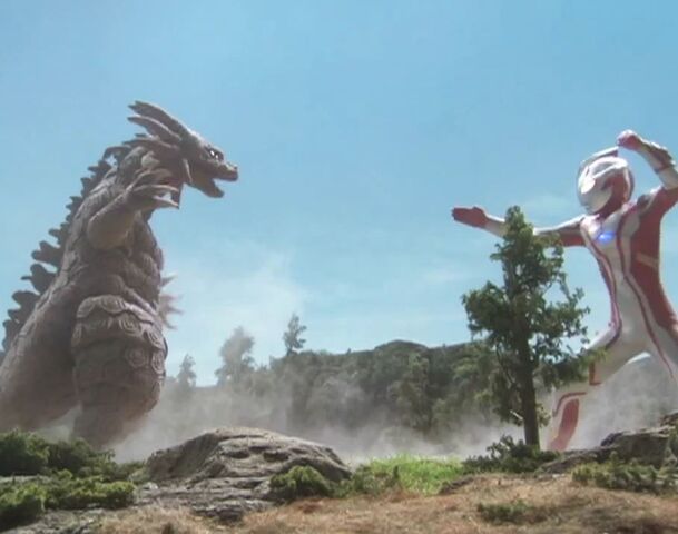 File:Ultraman Mebius-Saramandora Screenshot 001.jpg