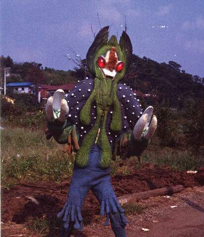 File:UNDERGROUNDMON I.jpg