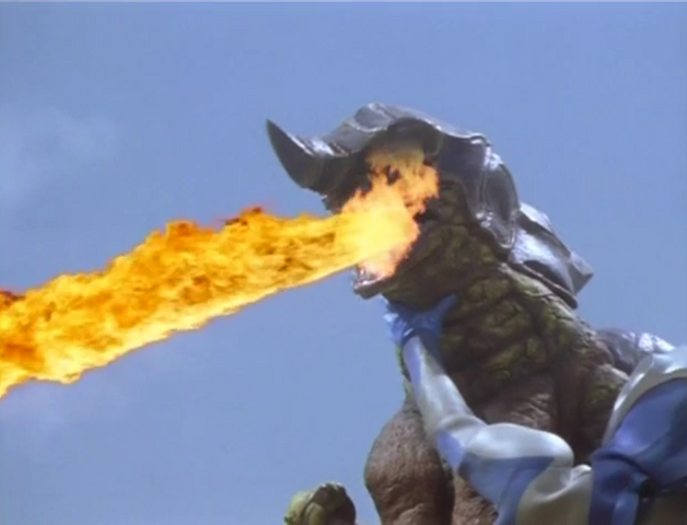 File:Golmede Beta Flames.png