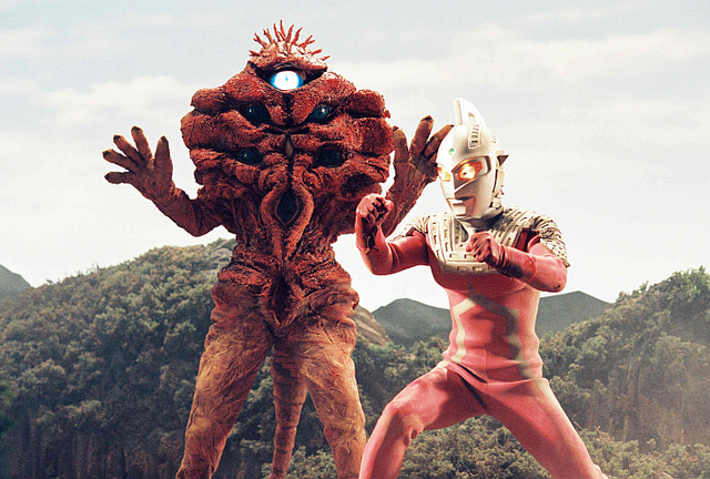 File:Seven vs Banderas.png