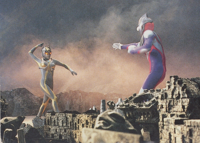 File:Kamilla vs Tiga.png