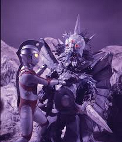 File:Iceron v Ultraman Ace.png