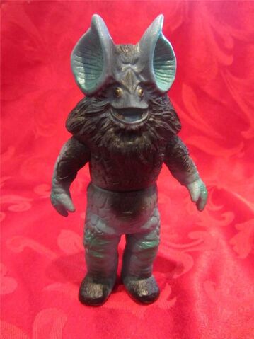 File:Popy Ikarasu Planeter.jpg