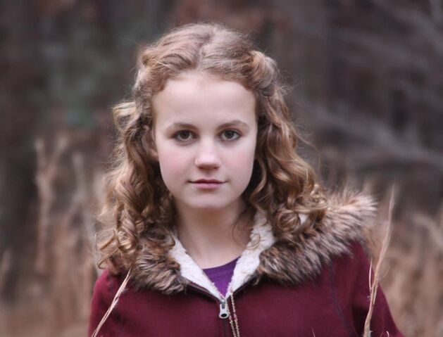 File:MacKenzie Lintz (2).jpg