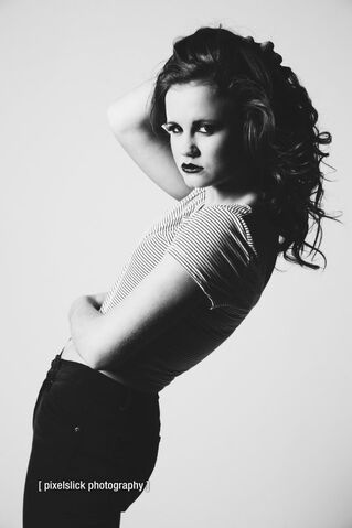File:MacKenzie Lintz (6).jpg