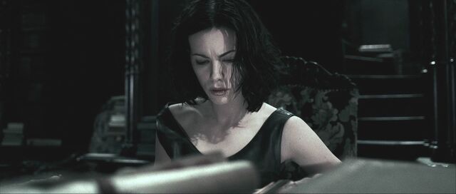File:In the library.jpg