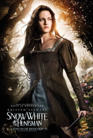 File:Snow-white-huntsman-uni07.jpg