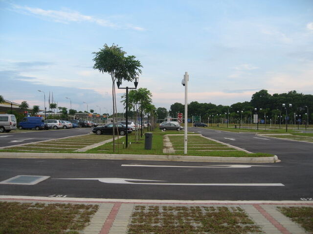 File:Kantstad - Parking Agatha.jpg