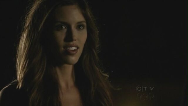 Arquivo:Vampirediaries107 0543.jpg